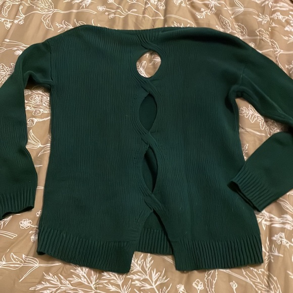 Harper Lane forest green sweater - Picture 2 of 2